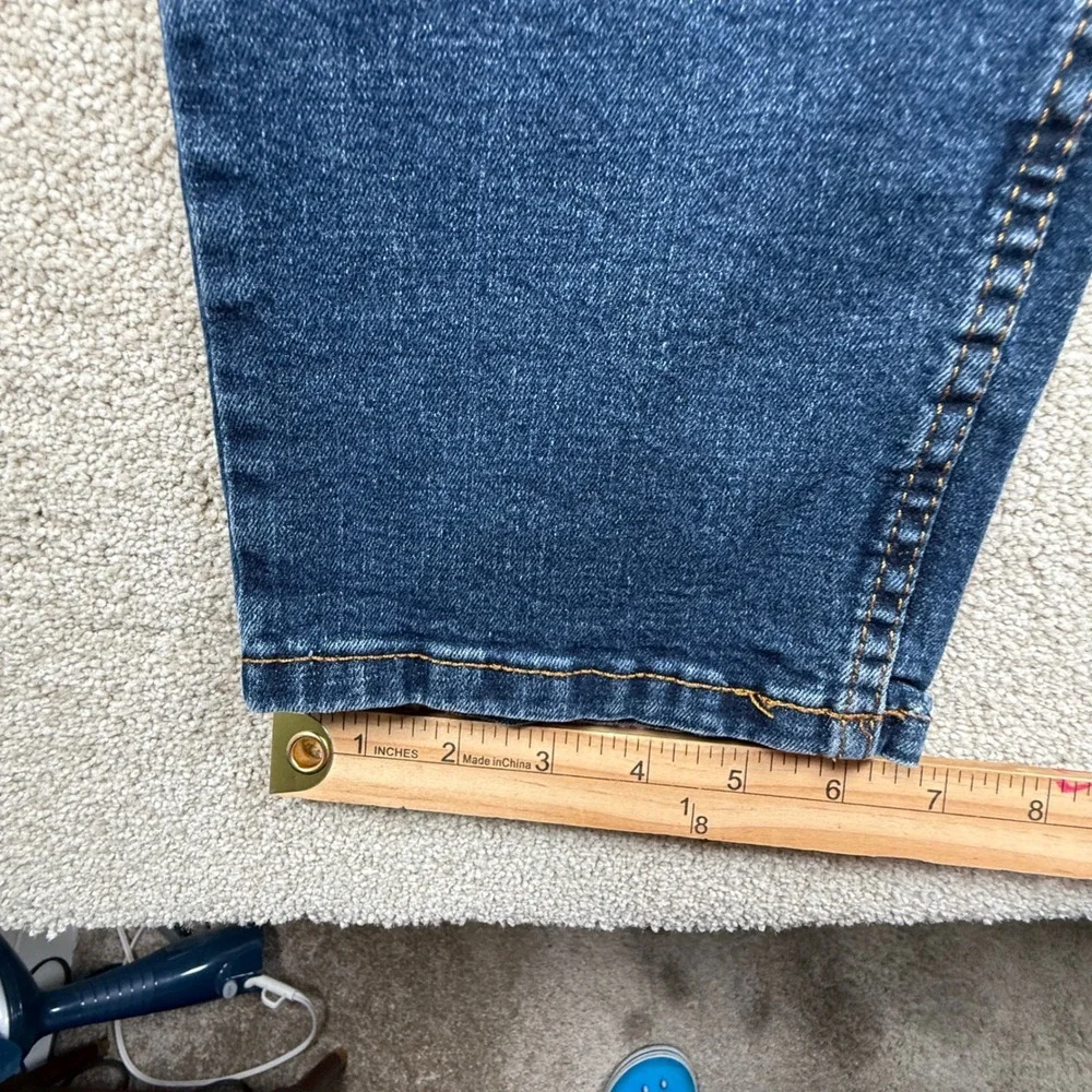IZOD Straight Fit Mens Jeans Medium Wash Blue Denim 30x30